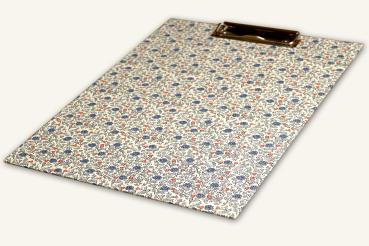 Preview: Klemmbrett mit Rosen blau handmade in Germany